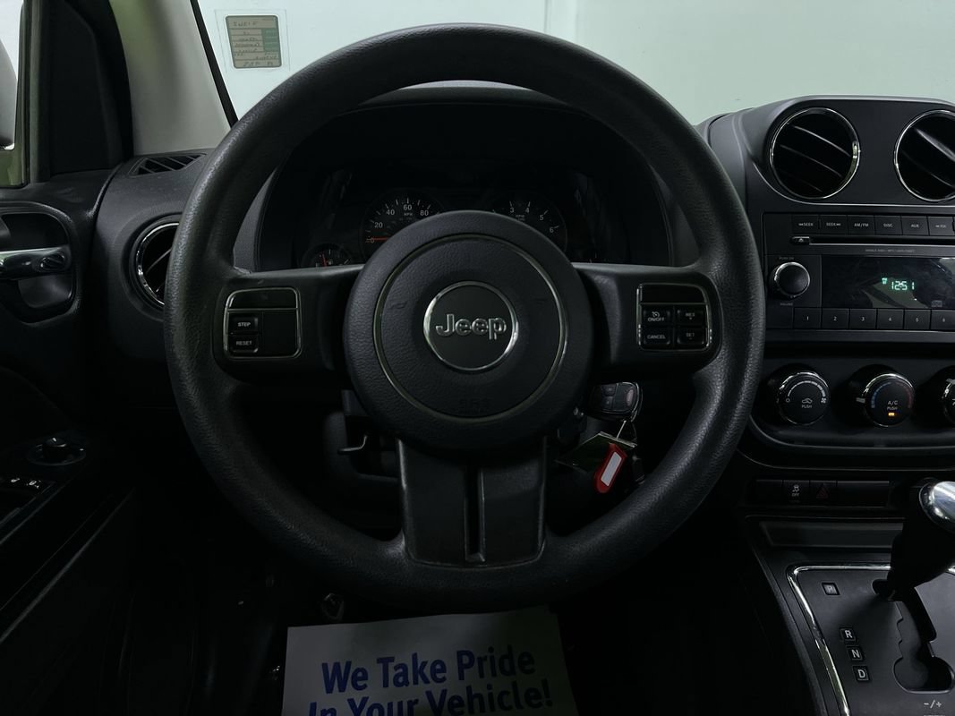 Used 2012 Jeep Compass Sport AWD/4WD image 20