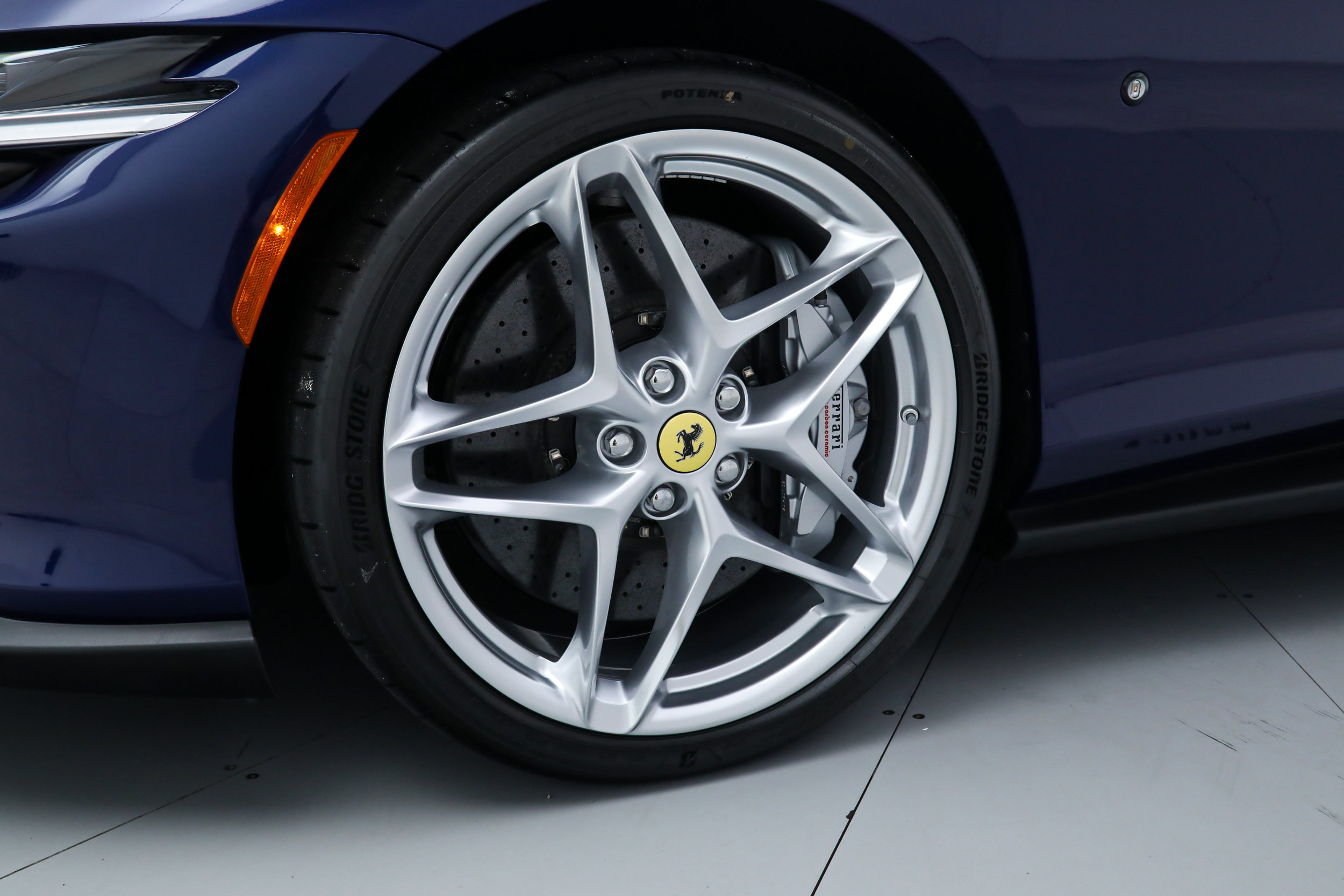 Certified 2026 Ferrari Roma Spider RWD image 16