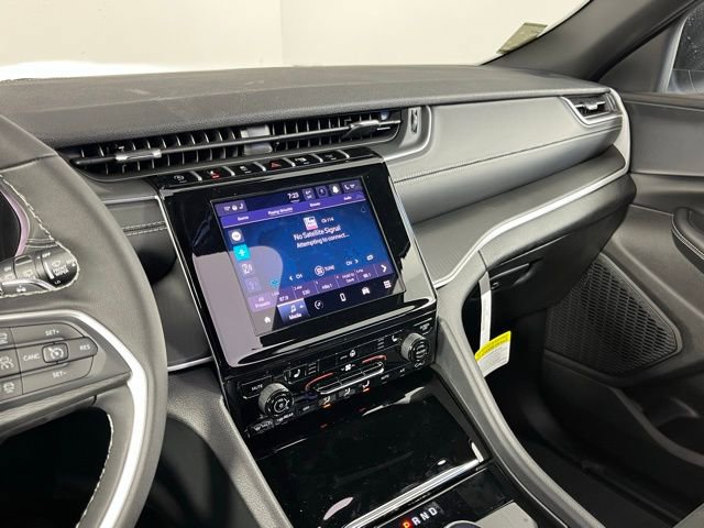 New 2026 Jeep Grand Cherokee Laredo AWD/4WD image 20