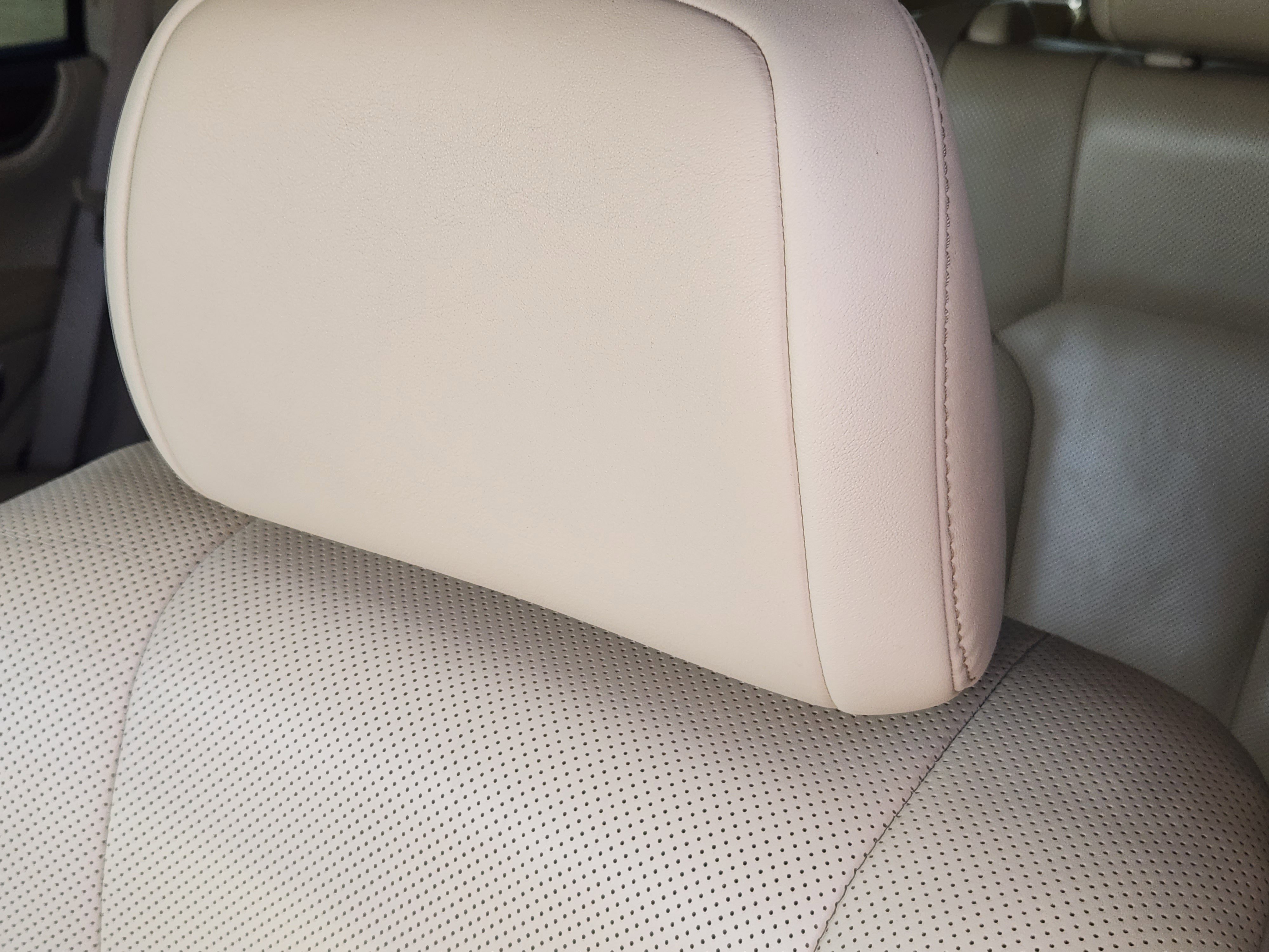 Used 2016 Lexus LX 570 4WD image 19