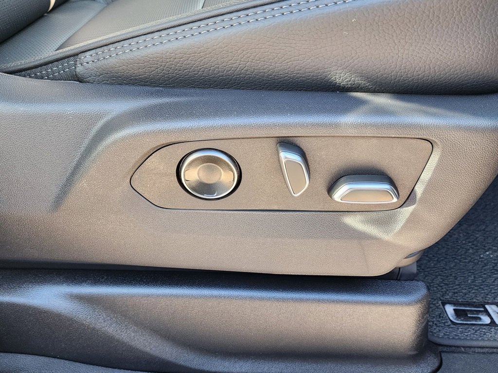 New 2026 GMC Yukon Denali w/ Denali Reserve Package image 48