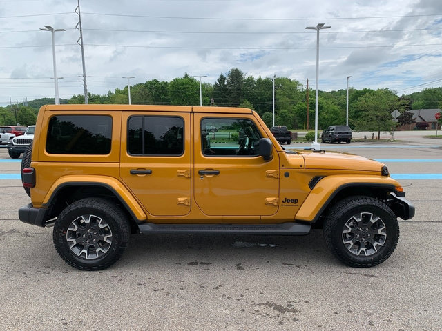 New 2026 Jeep Wrangler Unlimited Sahara AWD/4WD image 9