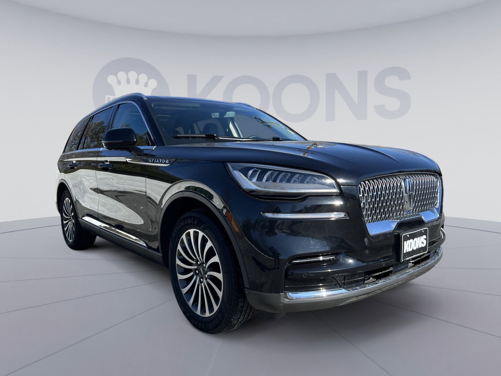 Used 2024 Lincoln Aviator Premiere w/ Premium Package image 10
