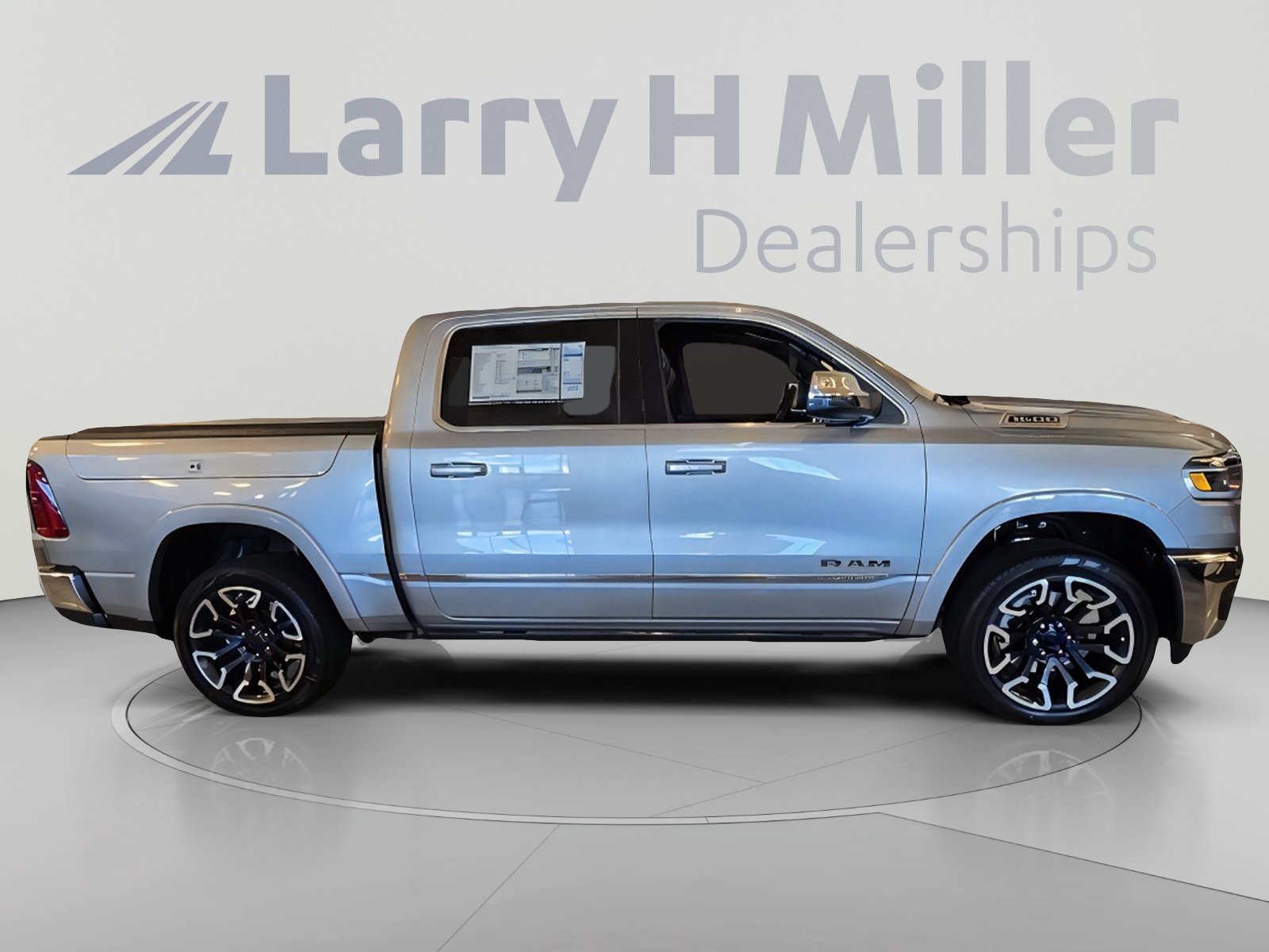 New 2026 RAM 1500 Limited AWD/4WD image 8