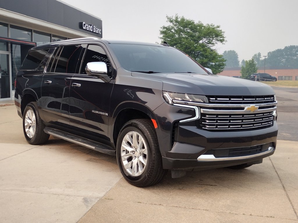 Used 2022 Chevrolet Suburban Premier AWD/4WD image 15