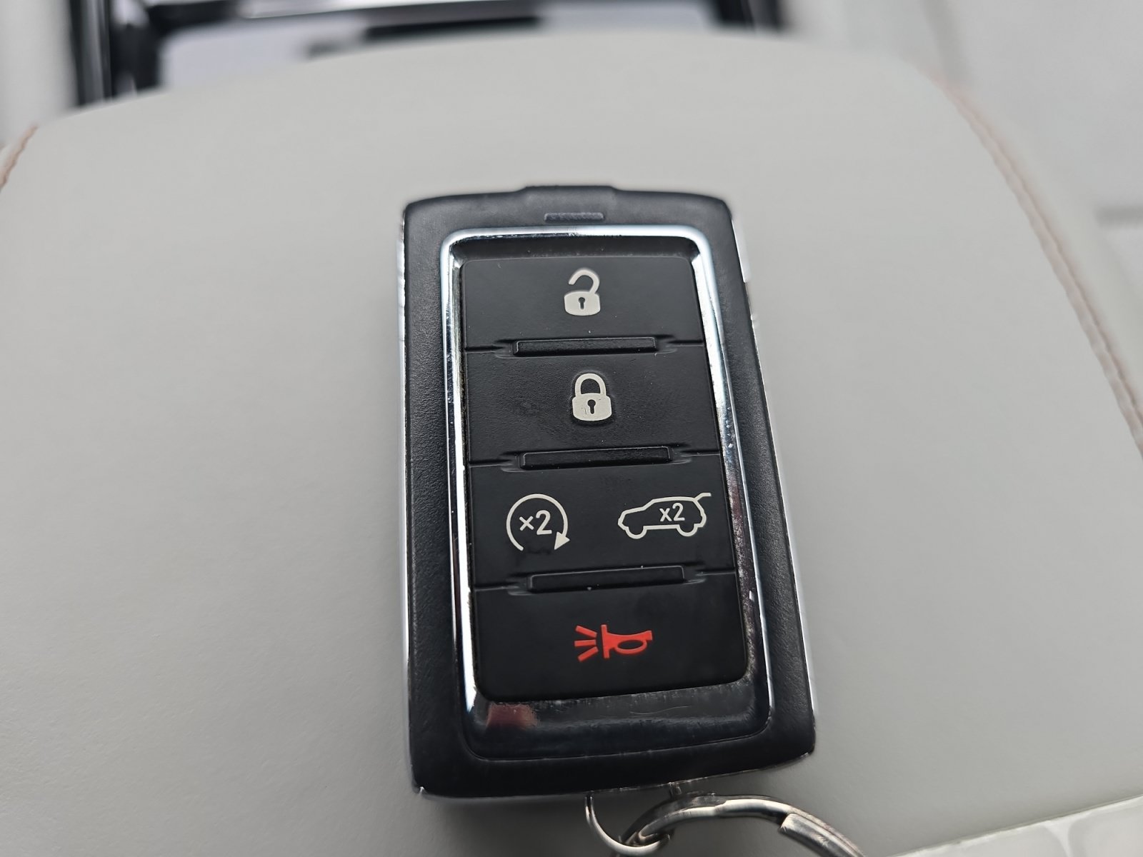 Used 2021 Jeep Grand Cherokee L Overland w/ Advanced Protech Group III AWD/4WD image 33