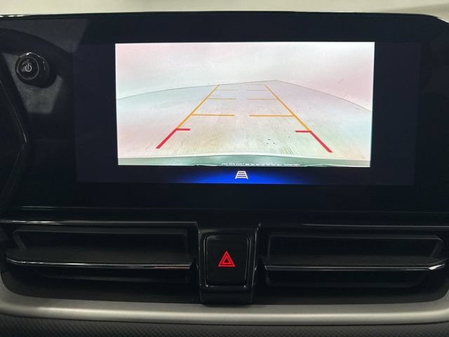 Used 2025 Chevrolet TrailBlazer LT FWD image 16