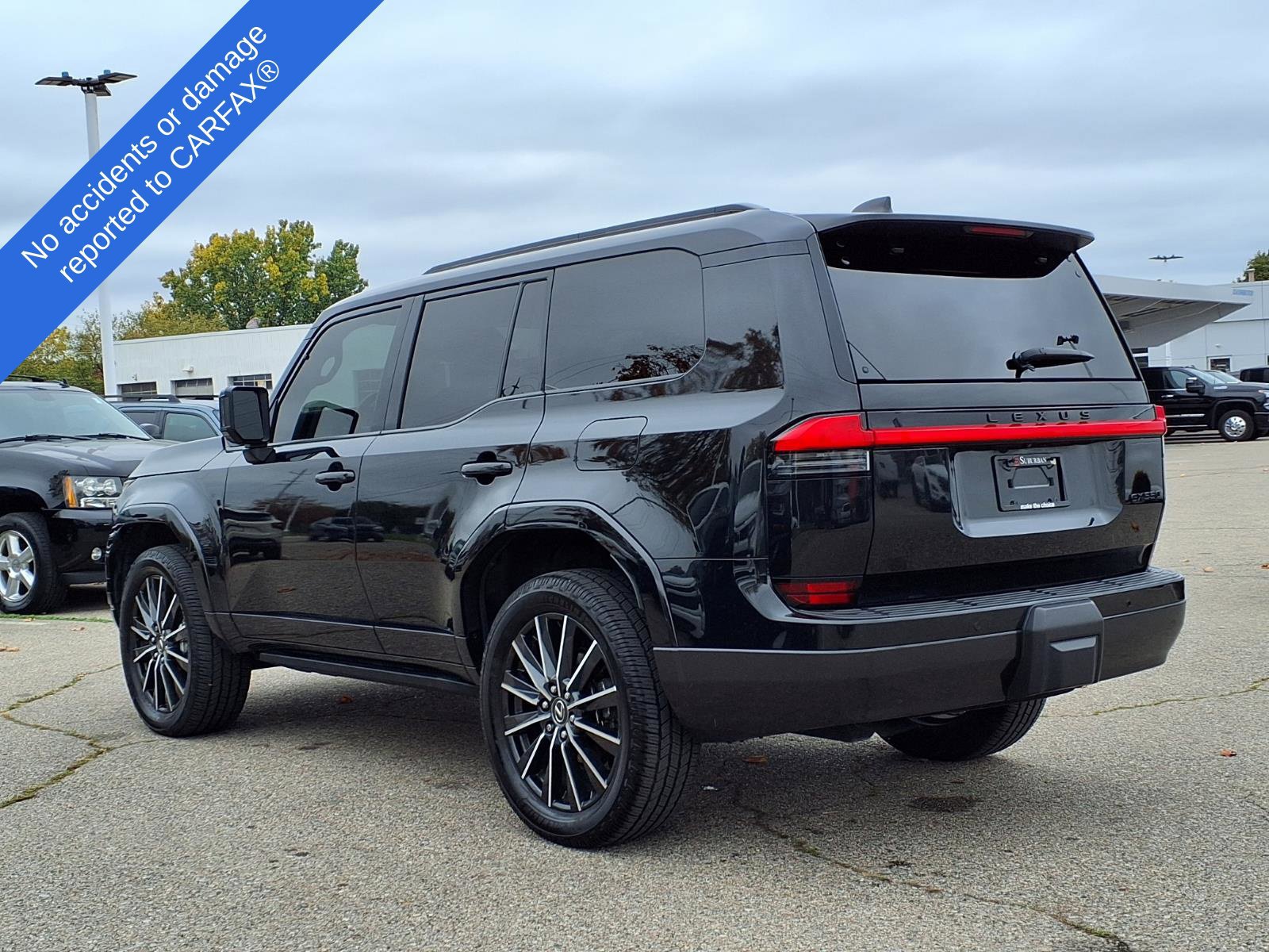 Used 2024 Lexus GX 550 w/ Accessory Package (Z1) AWD/4WD image 10