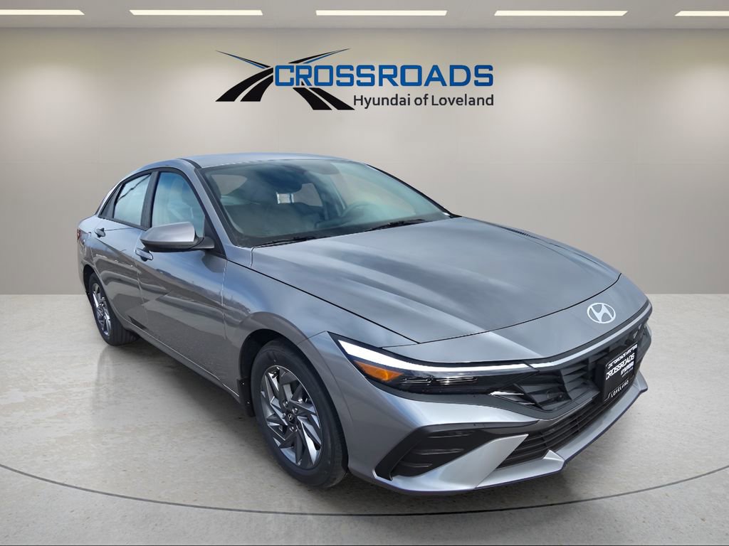 New 2026 Hyundai Elantra Blue image 7