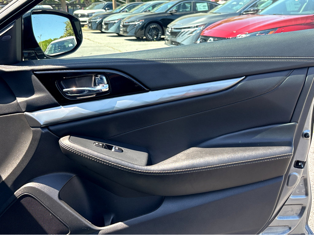 Used 2023 Nissan Maxima SV w/ Floor Mat Group image 12