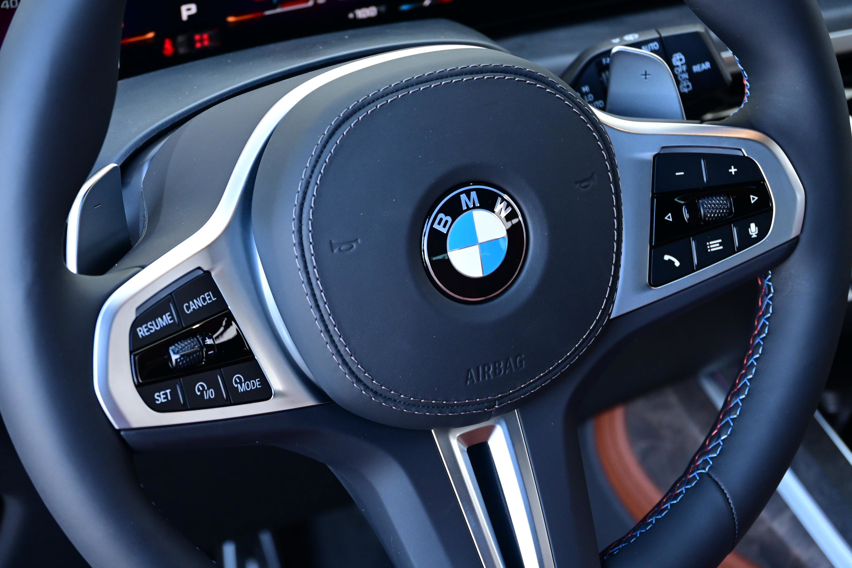 New 2026 BMW X7 M60i image 21