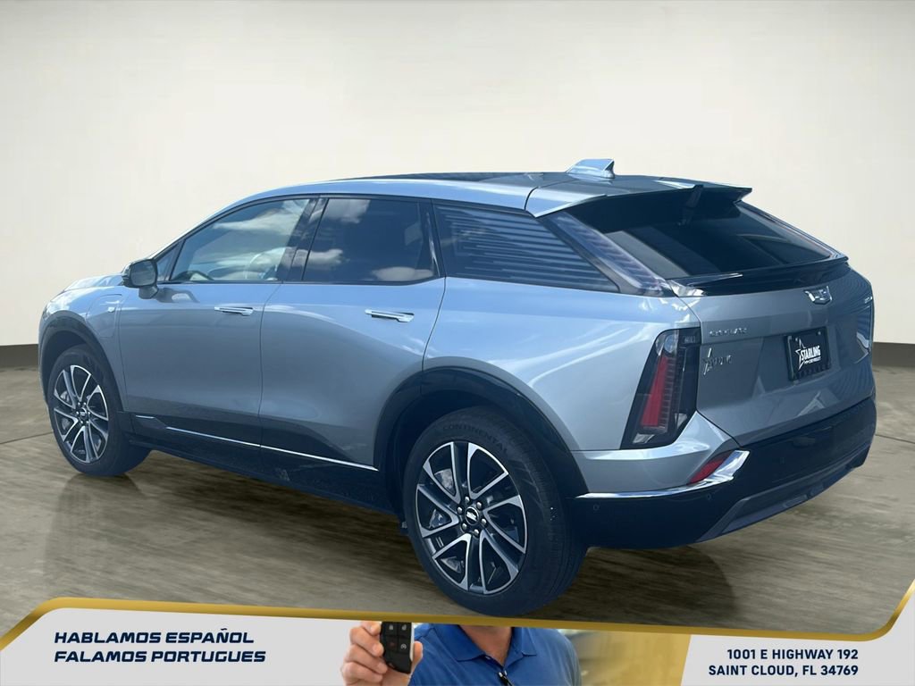 Used 2025 Cadillac Optiq Sport 2 w/ LPO, Floor Liner Package image 30