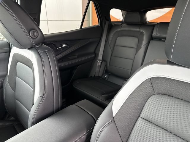 New 2026 Chevrolet Blazer EV LT AWD/4WD image 16