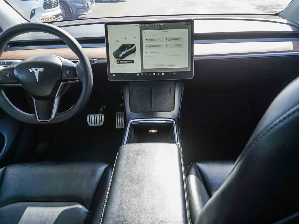 Used 2023 Tesla Model Y Performance AWD/4WD image 15