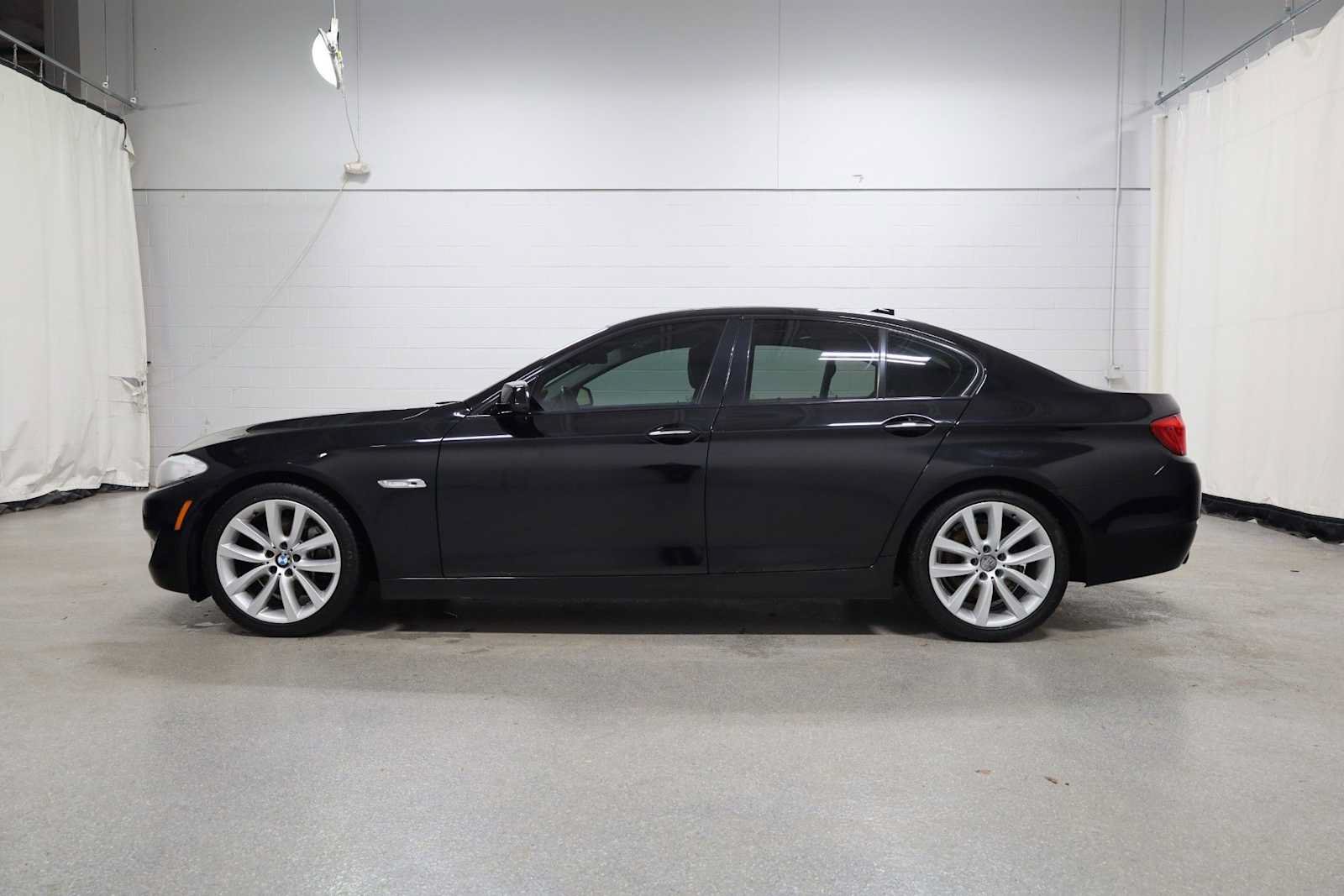 Used 2011 BMW 535i Sedan RWD video 2