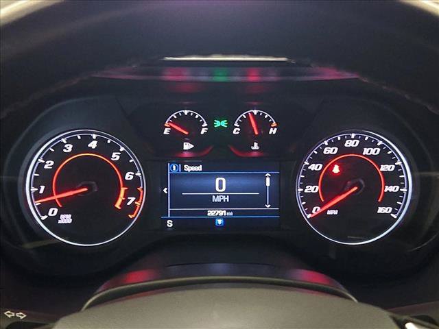 Used 2024 Chevrolet Camaro LT RWD image 11