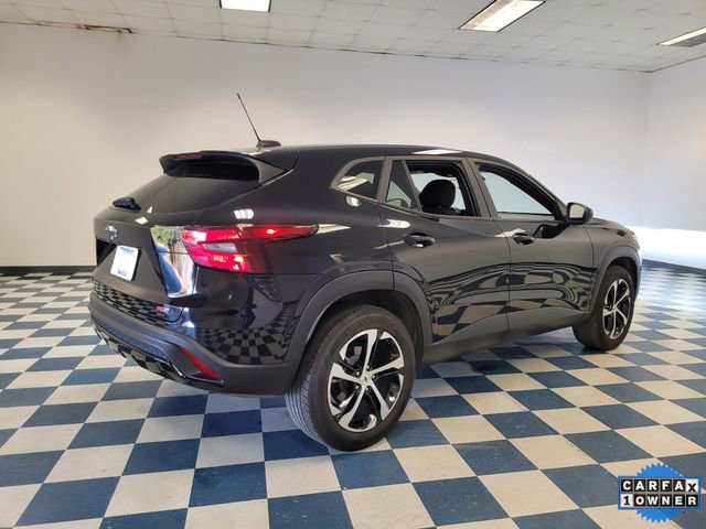 Used 2024 Chevrolet Trax RS w/ Sunroof Package image 8