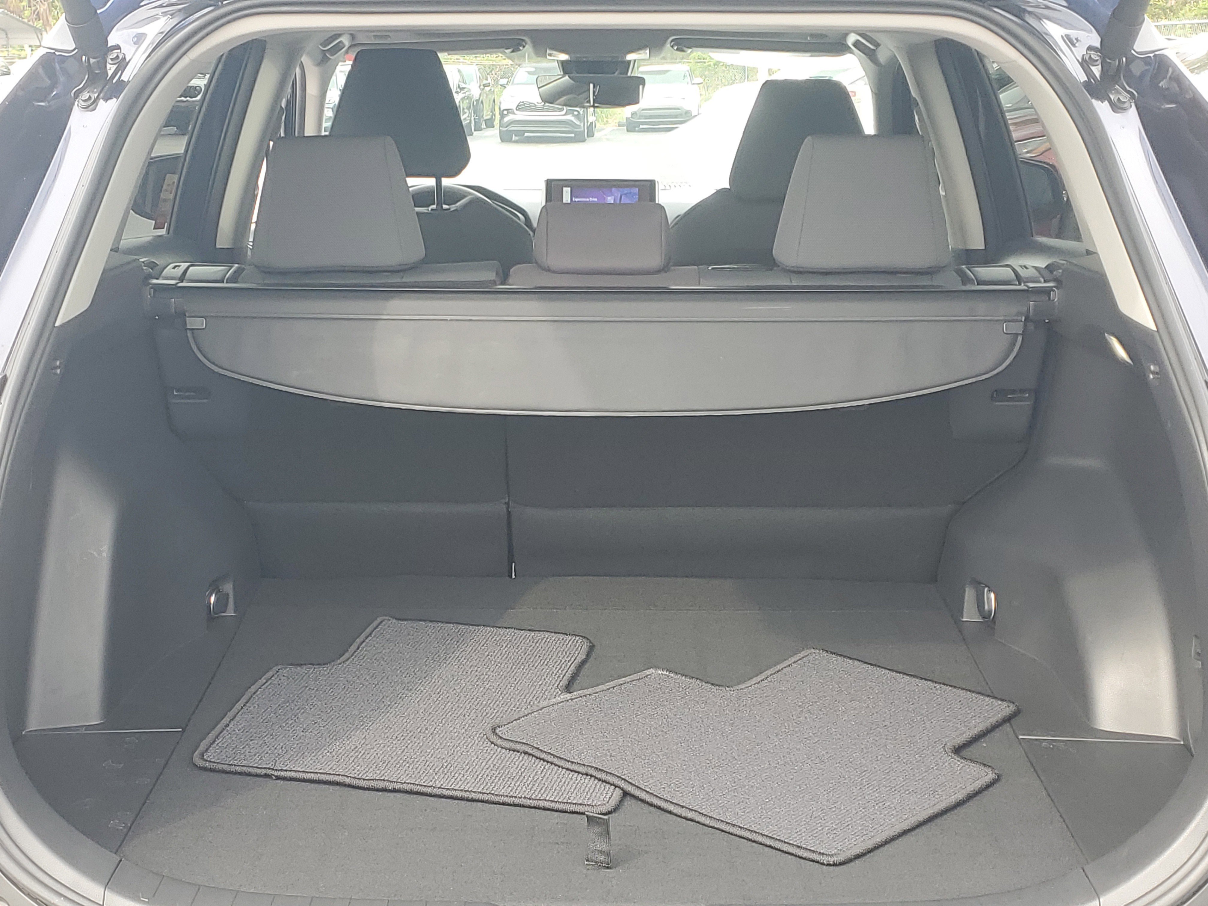 Certified 2025 Toyota RAV4 XLE w/ Convenience Package FWD image 9