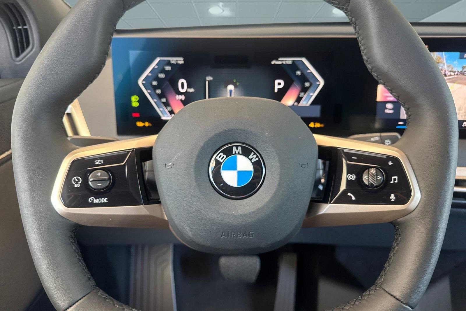 Used 2026 BMW iX xDrive45 AWD/4WD image 14