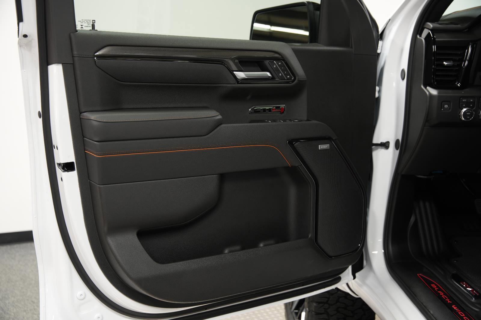 New 2026 GMC Sierra 1500 AT4 w/ AT4 Premium Package image 22