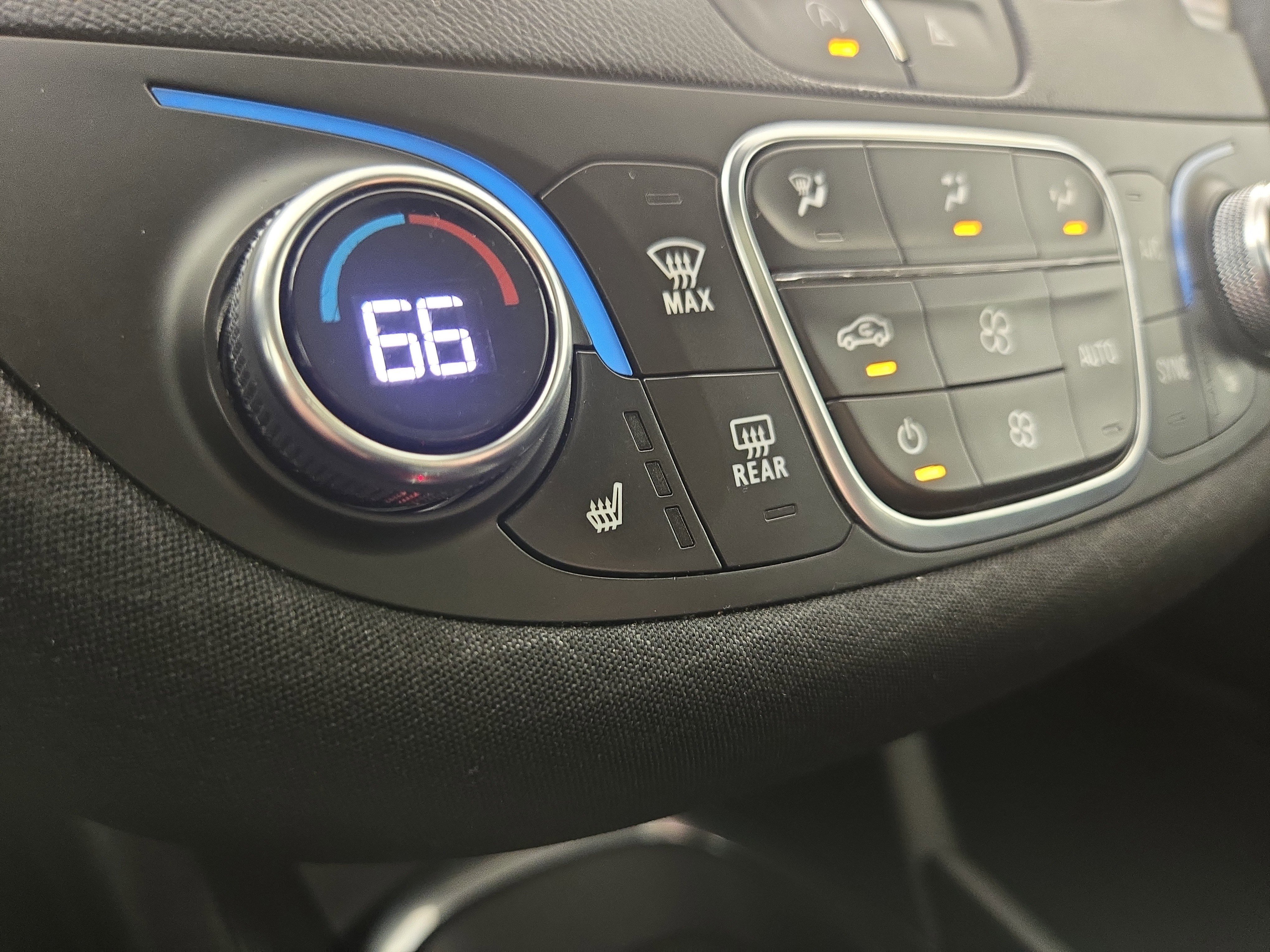 Certified 2024 Chevrolet Malibu LT image 26