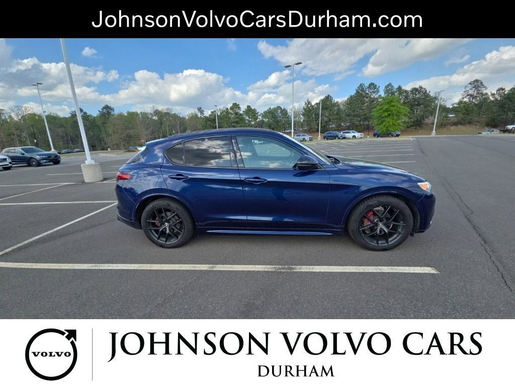 Used 2020 Alfa Romeo Stelvio Ti Sport image 5