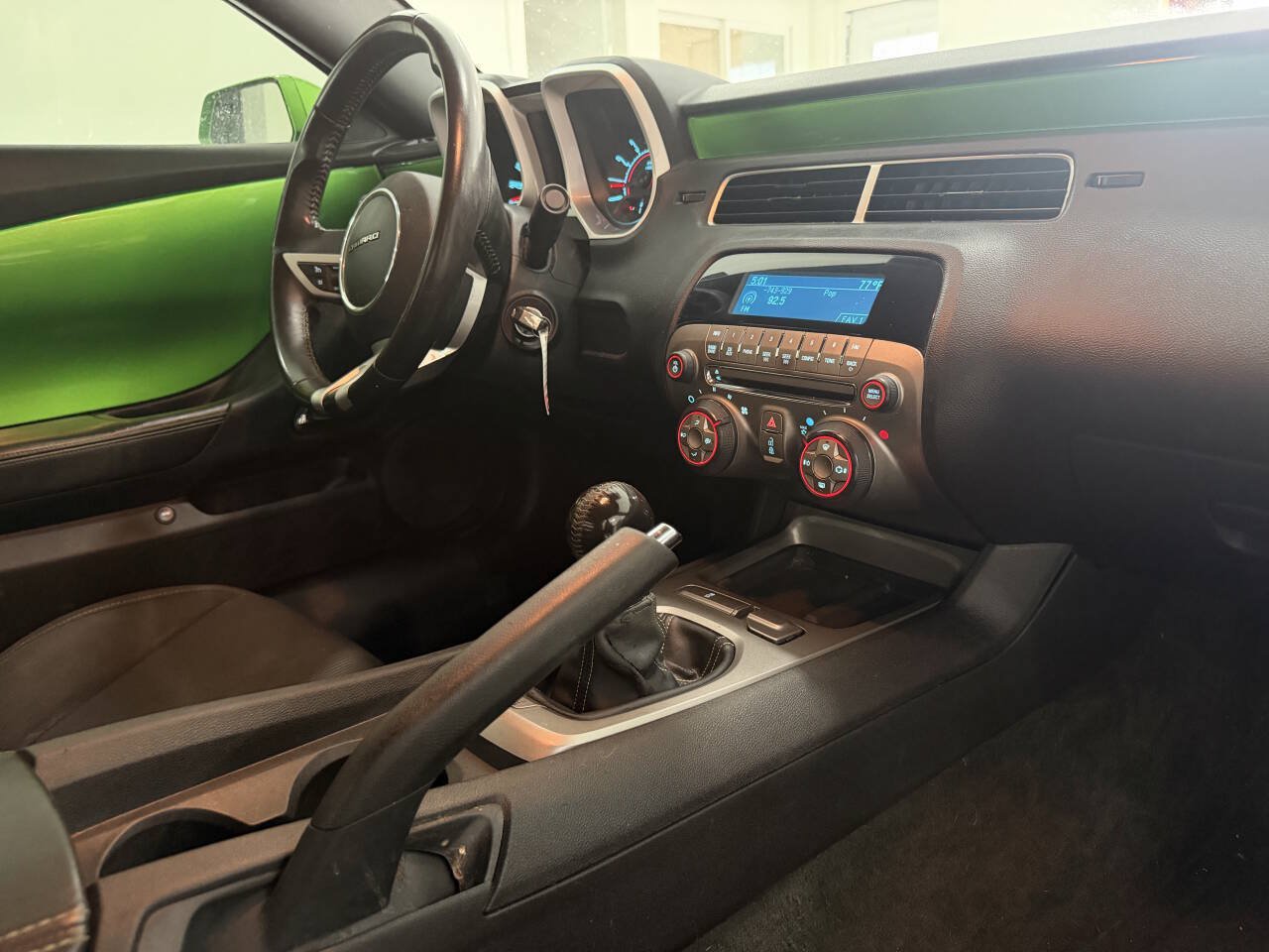 Used 2010 Chevrolet Camaro LT RWD image 20