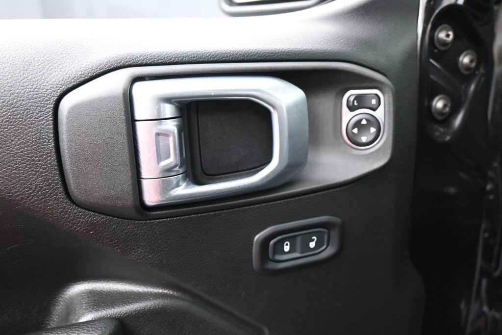 Used 2021 Jeep Gladiator Sport AWD/4WD image 13