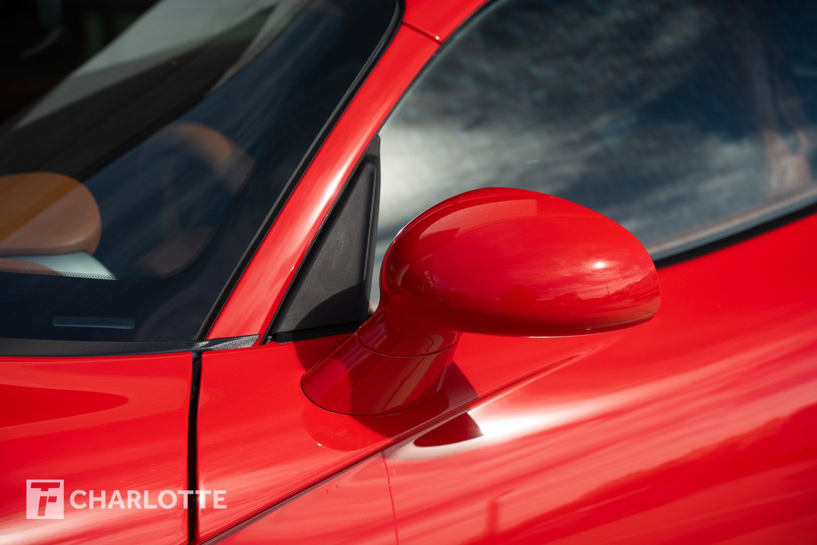 Used 2013 SRT Viper GTS w/ GTS Laguna Interior Pkg image 9