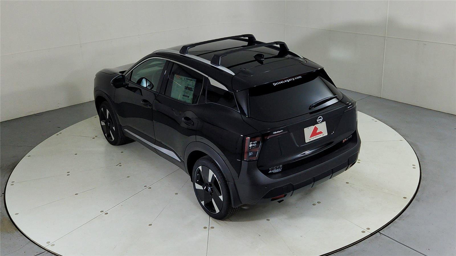 New 2026 Nissan Kicks SR w/ Cold Weather Package image 40