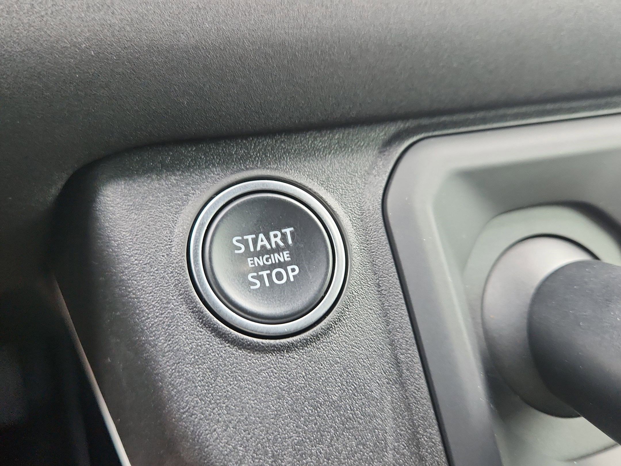 Certified 2023 Land Rover Defender 110 S AWD/4WD image 29