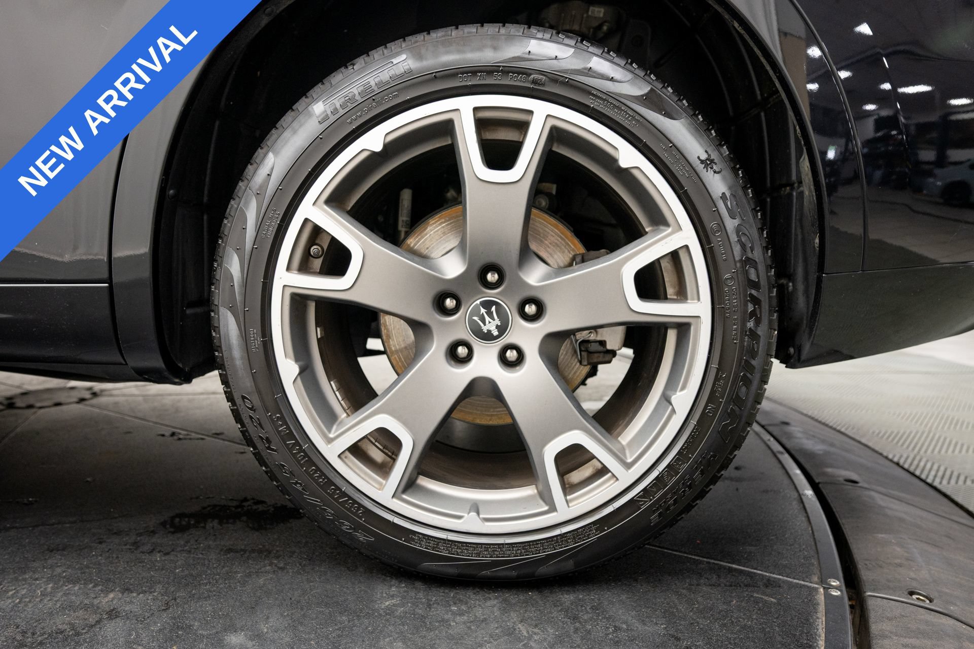 Used 2022 Maserati Levante GT AWD/4WD image 28