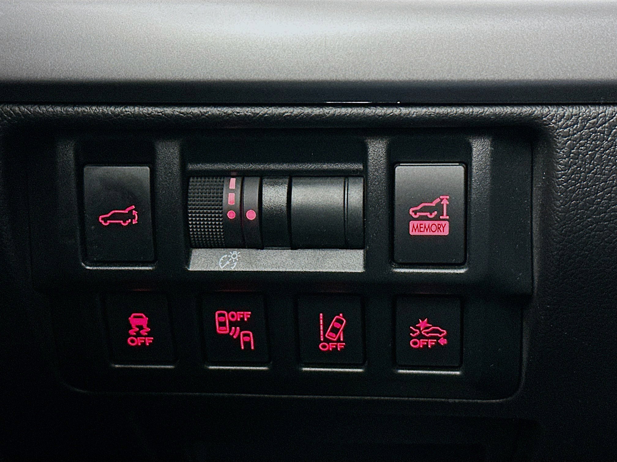 Used 2018 Subaru Outback 2.5i Limited image 16