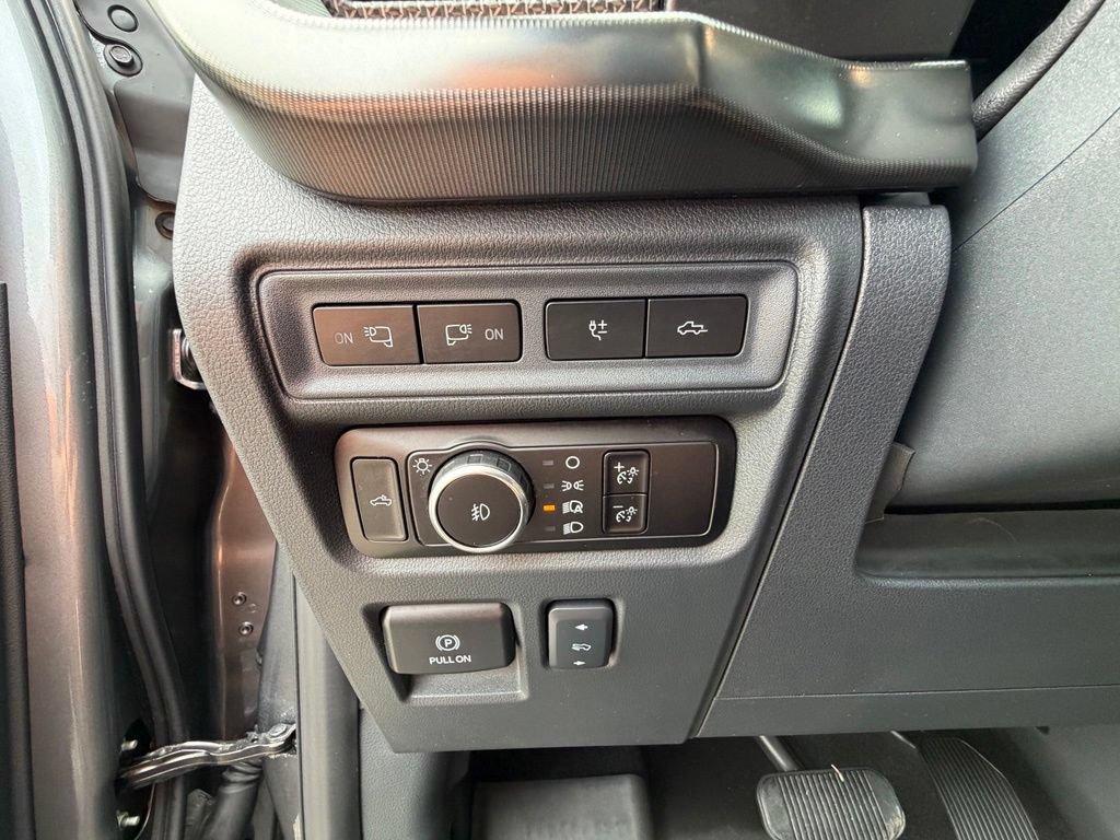 Used 2024 Ford F150 Raptor AWD/4WD image 4