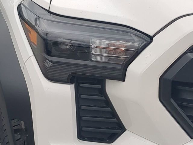 New 2025 Toyota Tacoma TRD Off-Road image 10