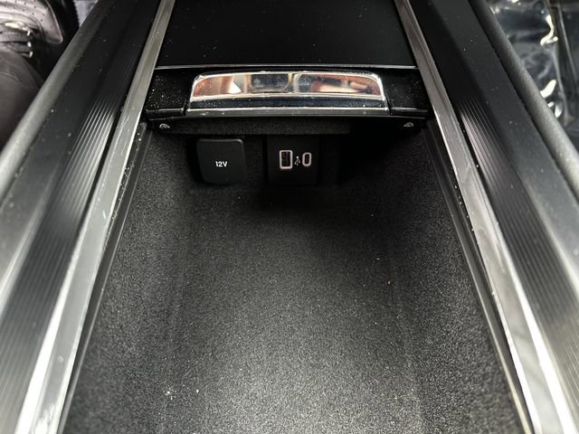 Certified 2024 Lincoln Corsair AWD image 25