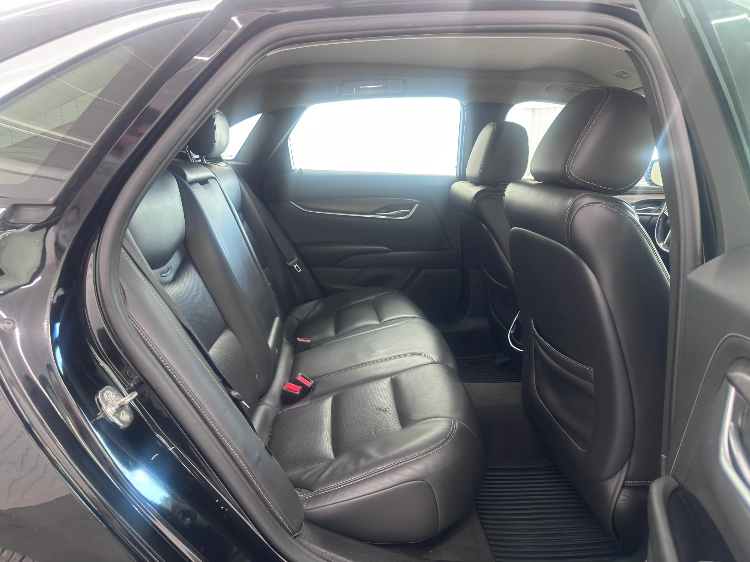 Used 2019 Cadillac XTS Luxury FWD image 11