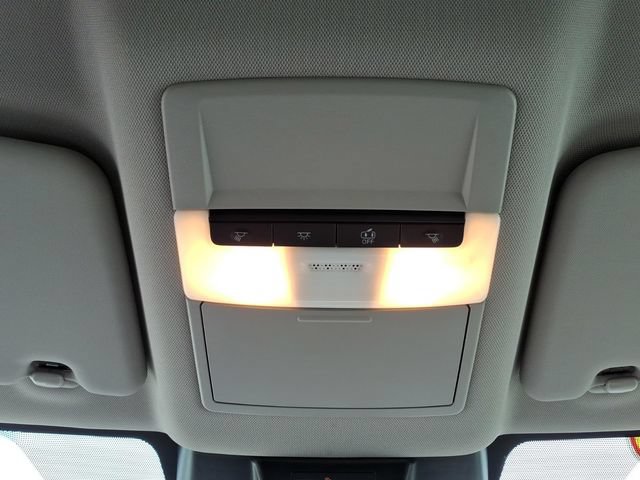 Used 2023 Nissan Rogue S AWD/4WD image 25