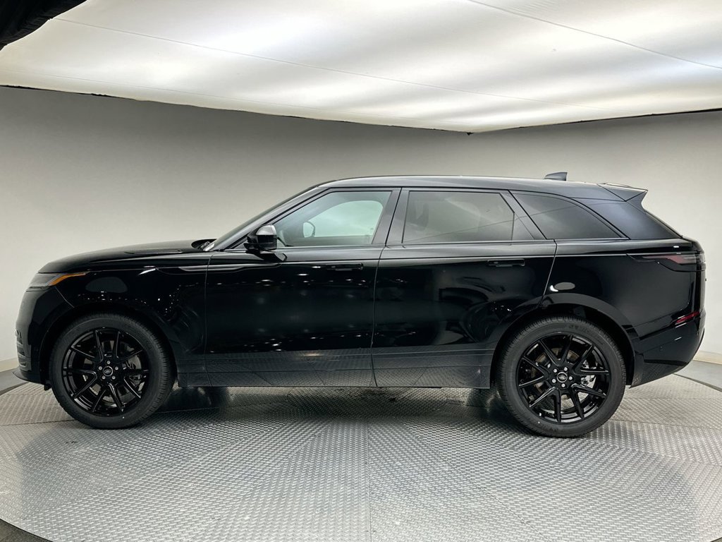 Used 2026 Land Rover Range Rover Velar Dynamic SE AWD/4WD image 2