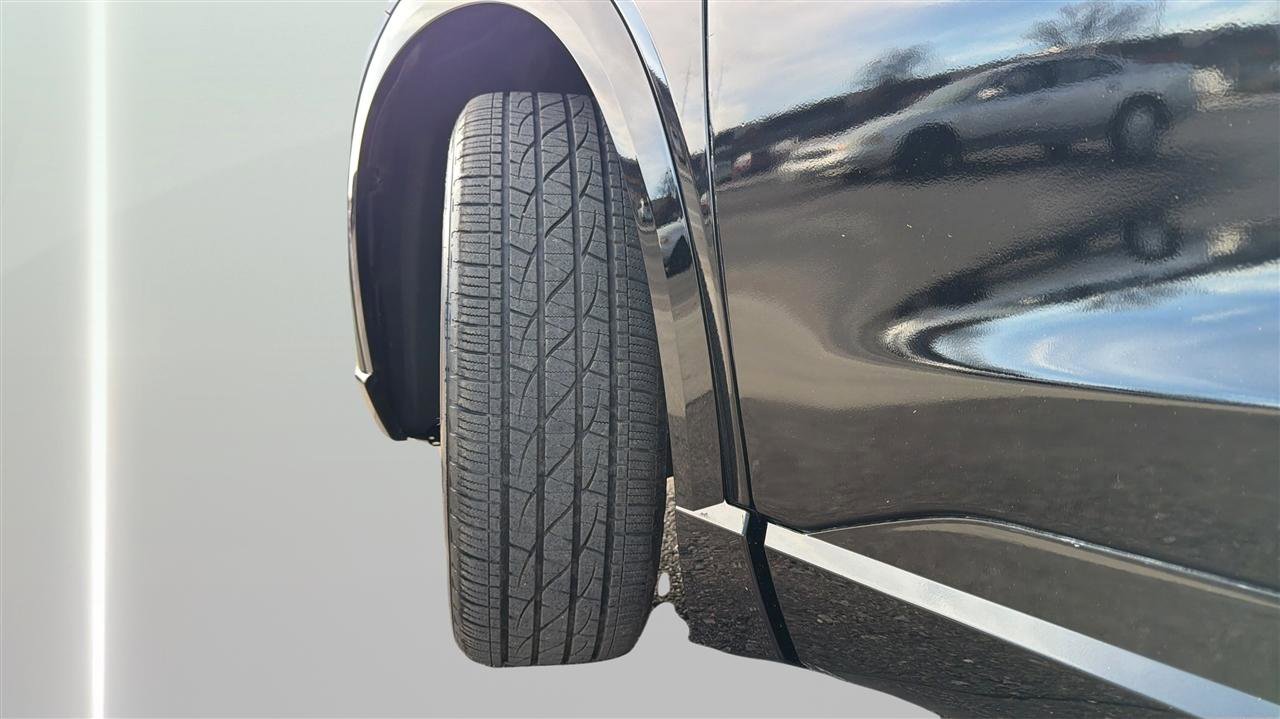 Used 2025 Toyota Crown Signia XLE AWD (Natl) image 38