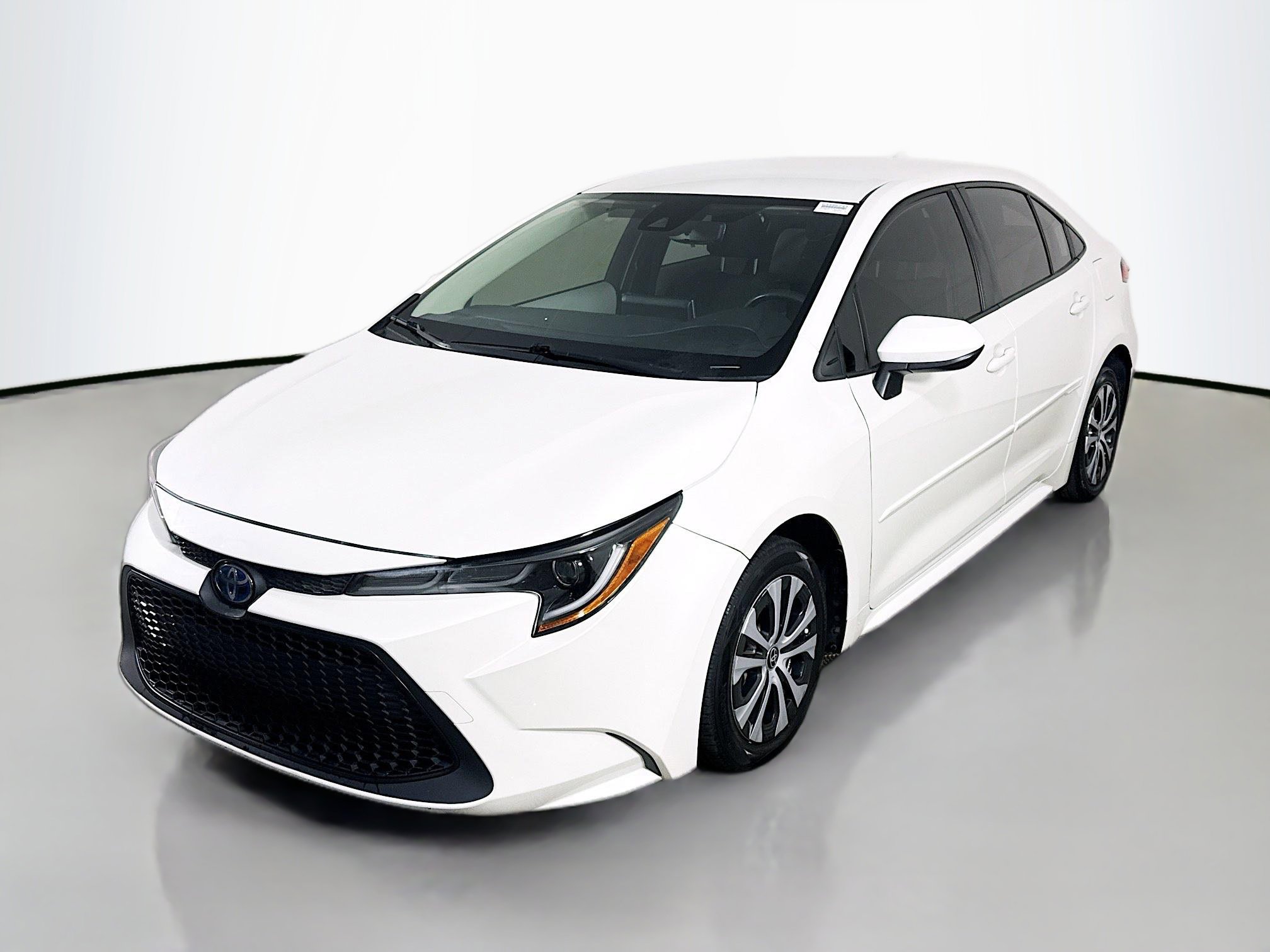 Used 2020 Toyota Corolla LE image 4