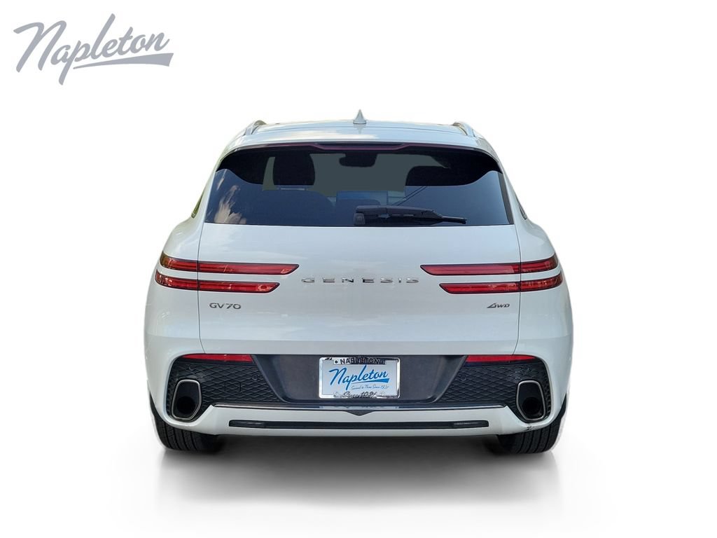 Used 2023 Genesis GV70 2.5T w/ Advanced Package AWD/4WD image 4