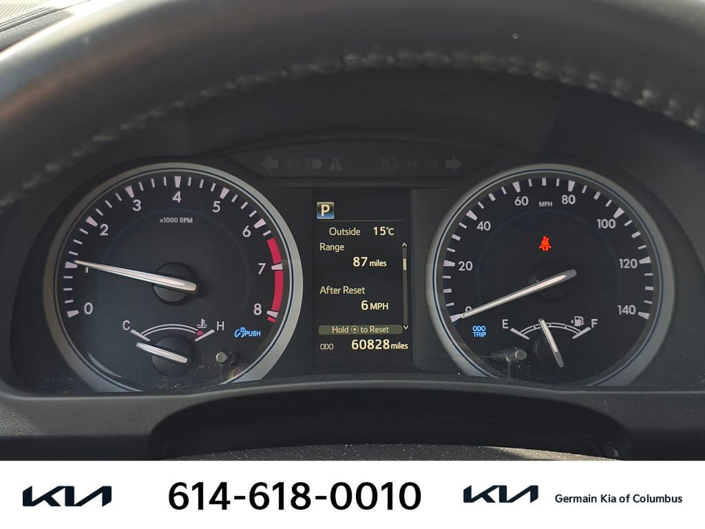 Used 2019 Toyota Highlander XLE image 24