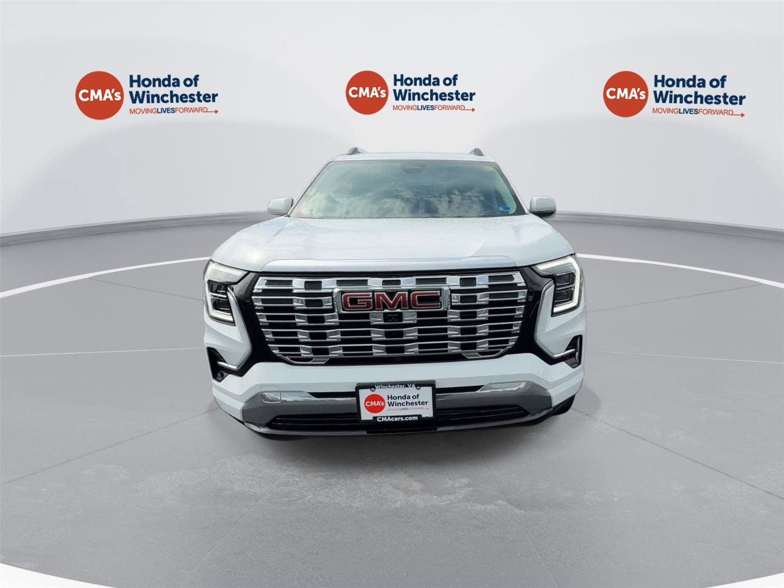 Used 2026 GMC Terrain Denali AWD/4WD image 3