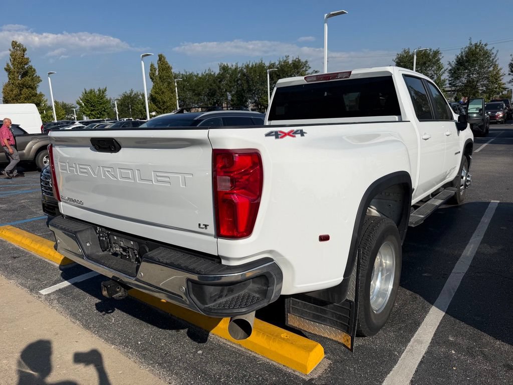 Used 2025 Chevrolet Silverado 3500 LT w/ Safety Package AWD/4WD image 6