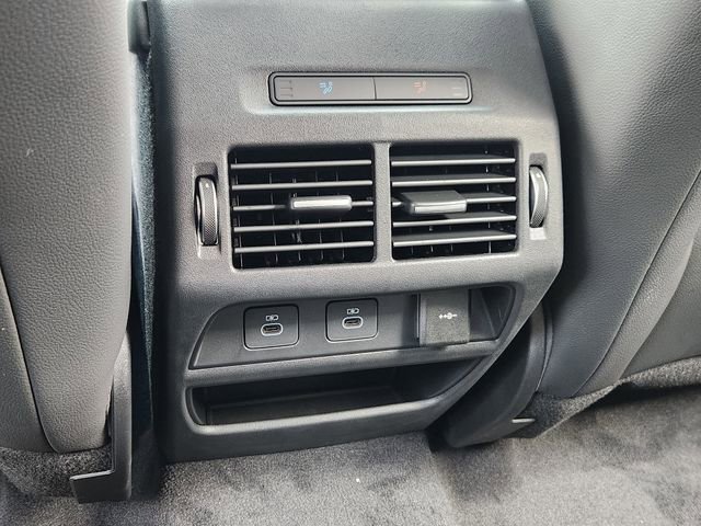 New 2025 Land Rover Discovery Sport S image 30