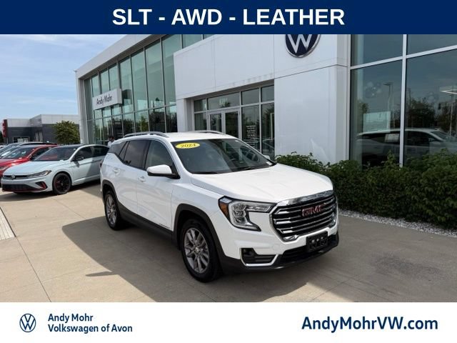 Used 2024 GMC Terrain SLT