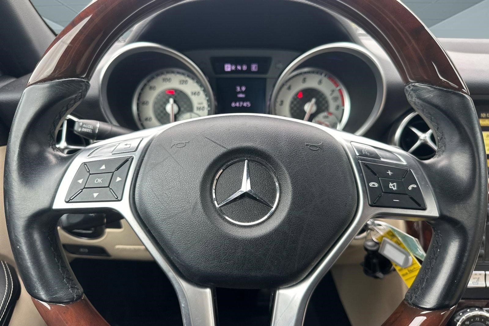 Used 2012 Mercedes-Benz SLK 350 image 15