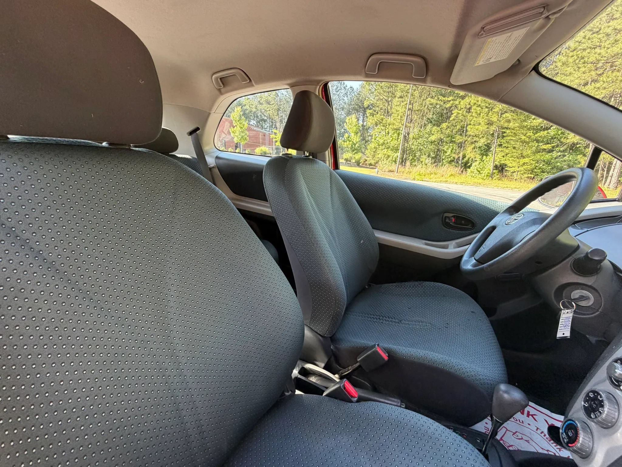 Used 2007 Toyota Yaris 2-Door Hatchback w/ Convenience Pkg FWD image 16