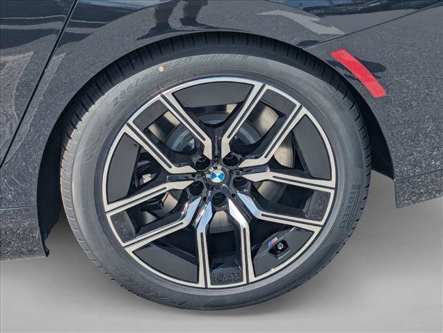 New 2026 BMW 760i xDrive image 9